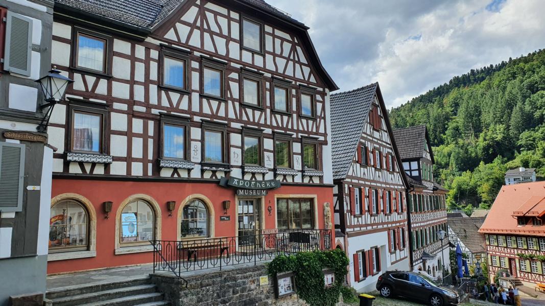 Alte Apotheke am Marktplatz in Schiltach