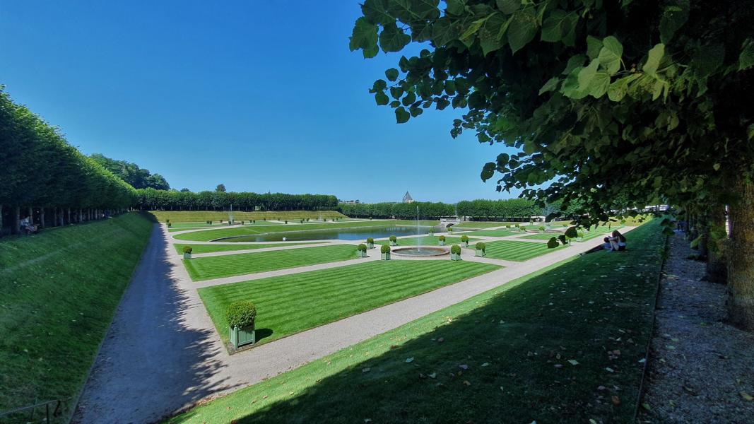 Blick auf den Wassergarten