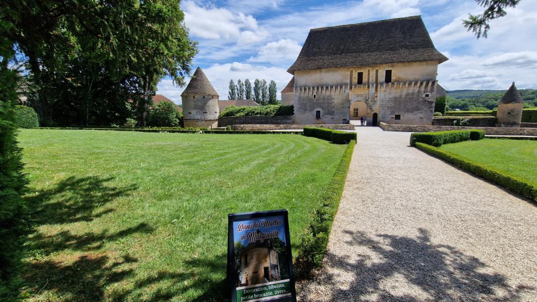 Zugang zum Château et Jardins de Losse 