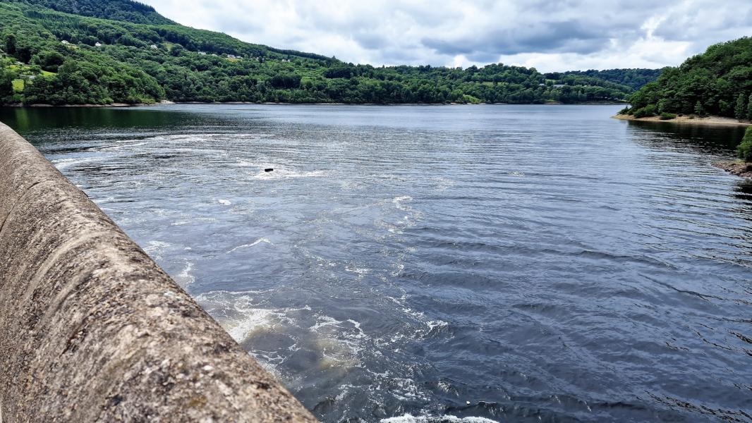 Talsperre Barrage de Bort-les-Orgues 