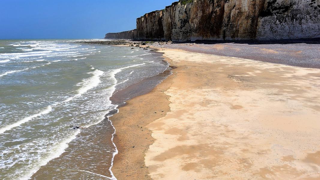 Strandwanderung in Saint-Aubin-sur-mer