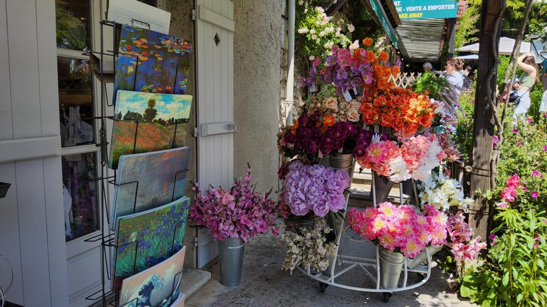 Boutique in Giverny