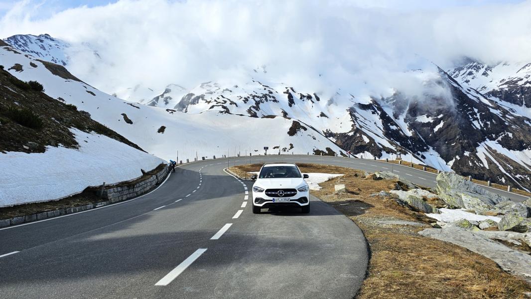 Über 1500 m lagen noch geschlossene Schneefelder.