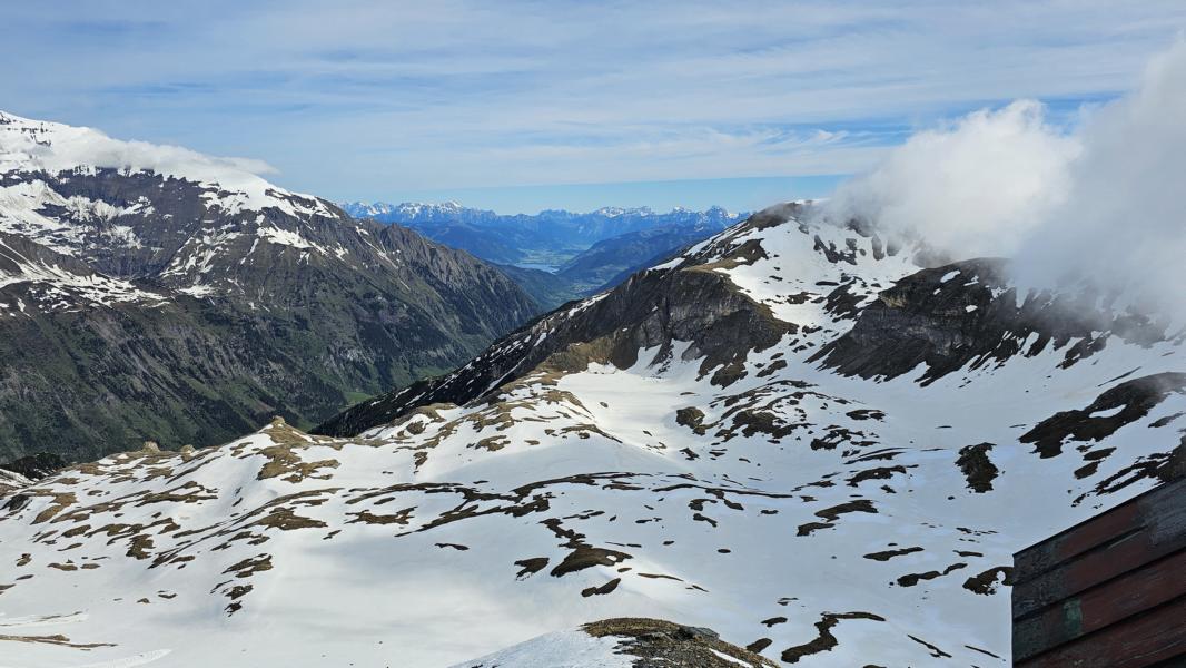 Anfangs lag noch eine gute Weitsicht vor, um das Panorama zu genießen.