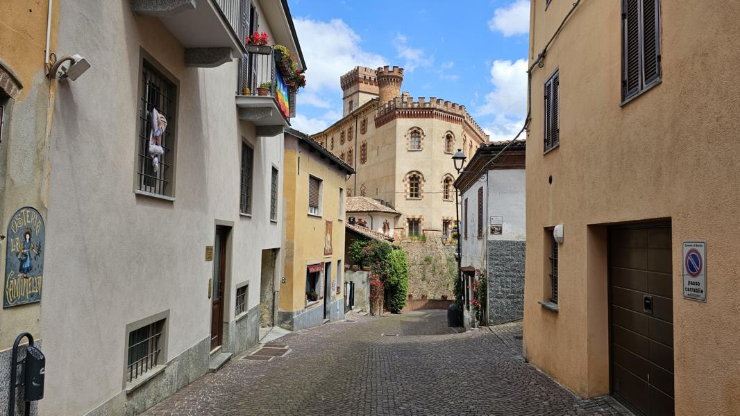 Castello dei Falletti