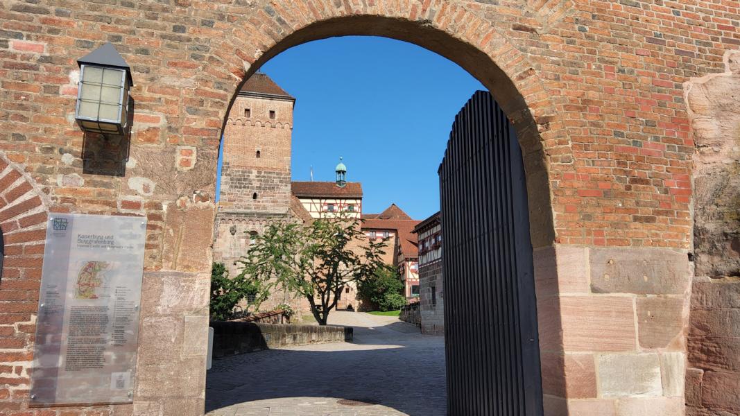 Eingang zur Burg