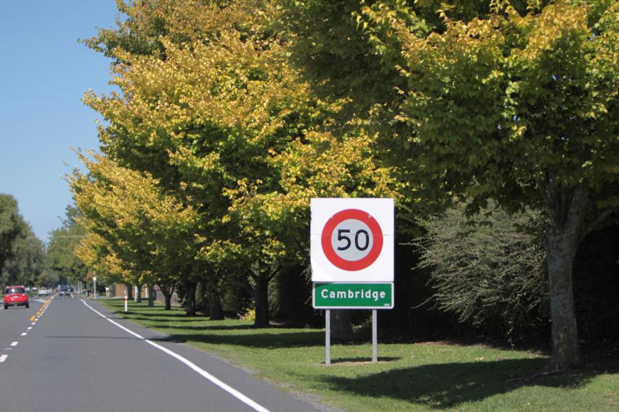 Cambridge ist eine Stadt in der Region Waikato auf der Nordinsel Neuseelands. Sie liegt 24 km südöstlich von Hamilton an den Ufern des Waikato River. Die Stadt ist bekannt für ihre Vollblutpferde-Gestüte, denen viele gute Renn- und Springpferde entstammen.