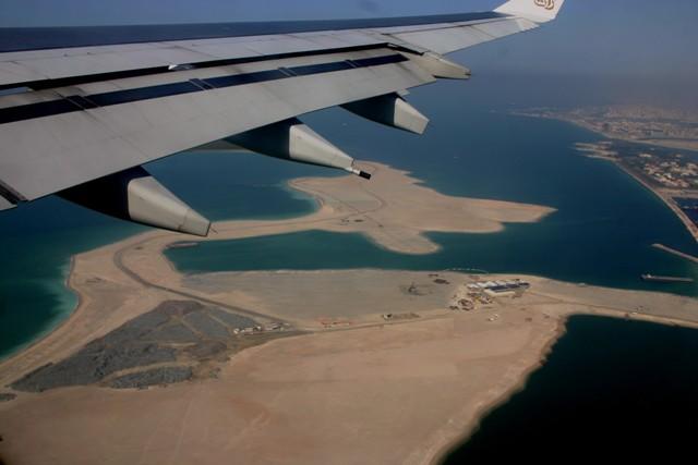 Die Landgewinnung war aus dem Flieger gut zu sehen.