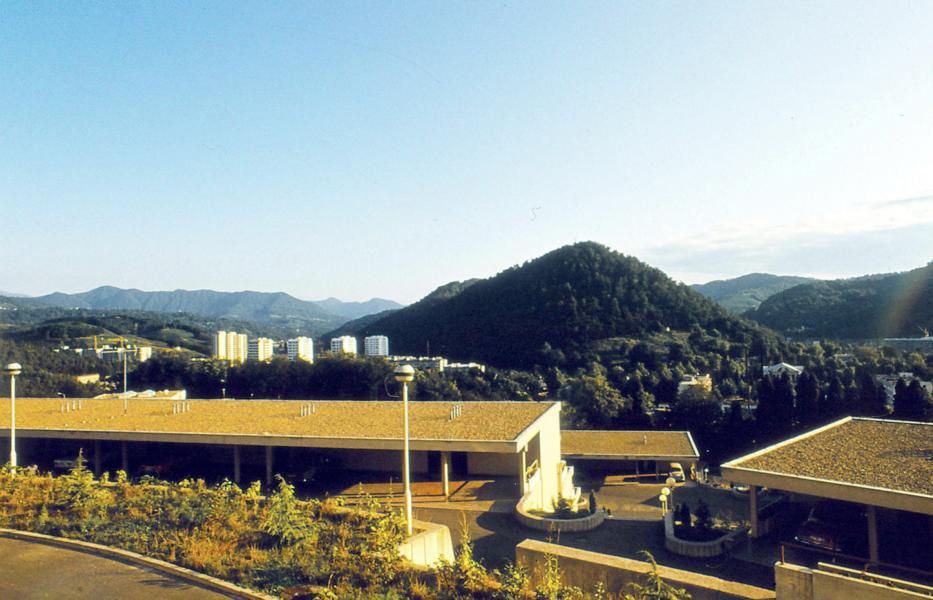 Blick vom Zimmer auf das Gebirge.