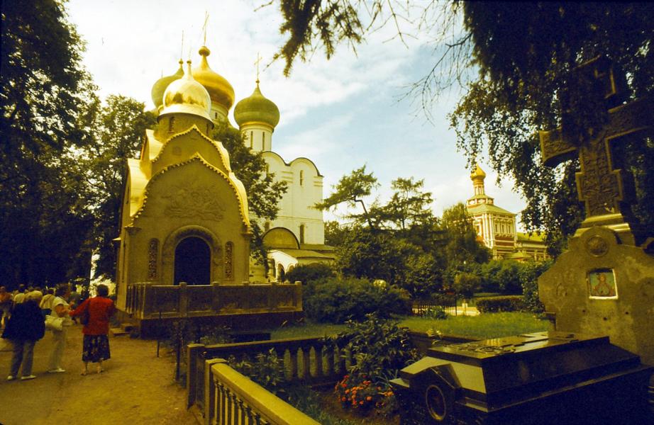 Neujungfrauenfriedhof