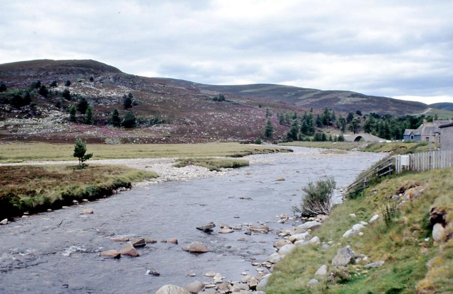 Fluss in der Nähe von Balmoral Castle.