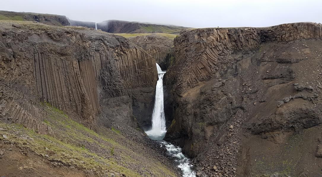 Sicht auf den Litlanesfoss