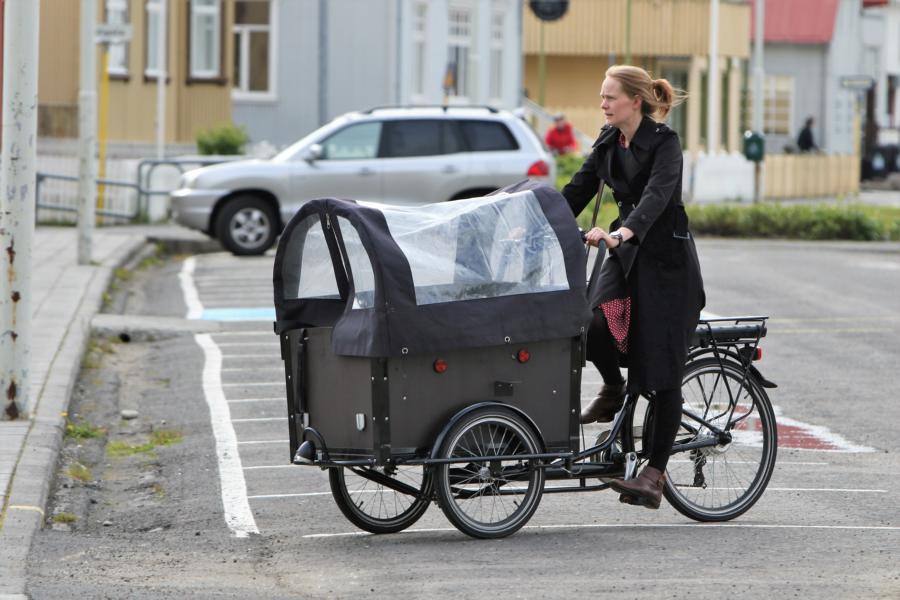 Kinderwagen und Fahrrad-Kombination